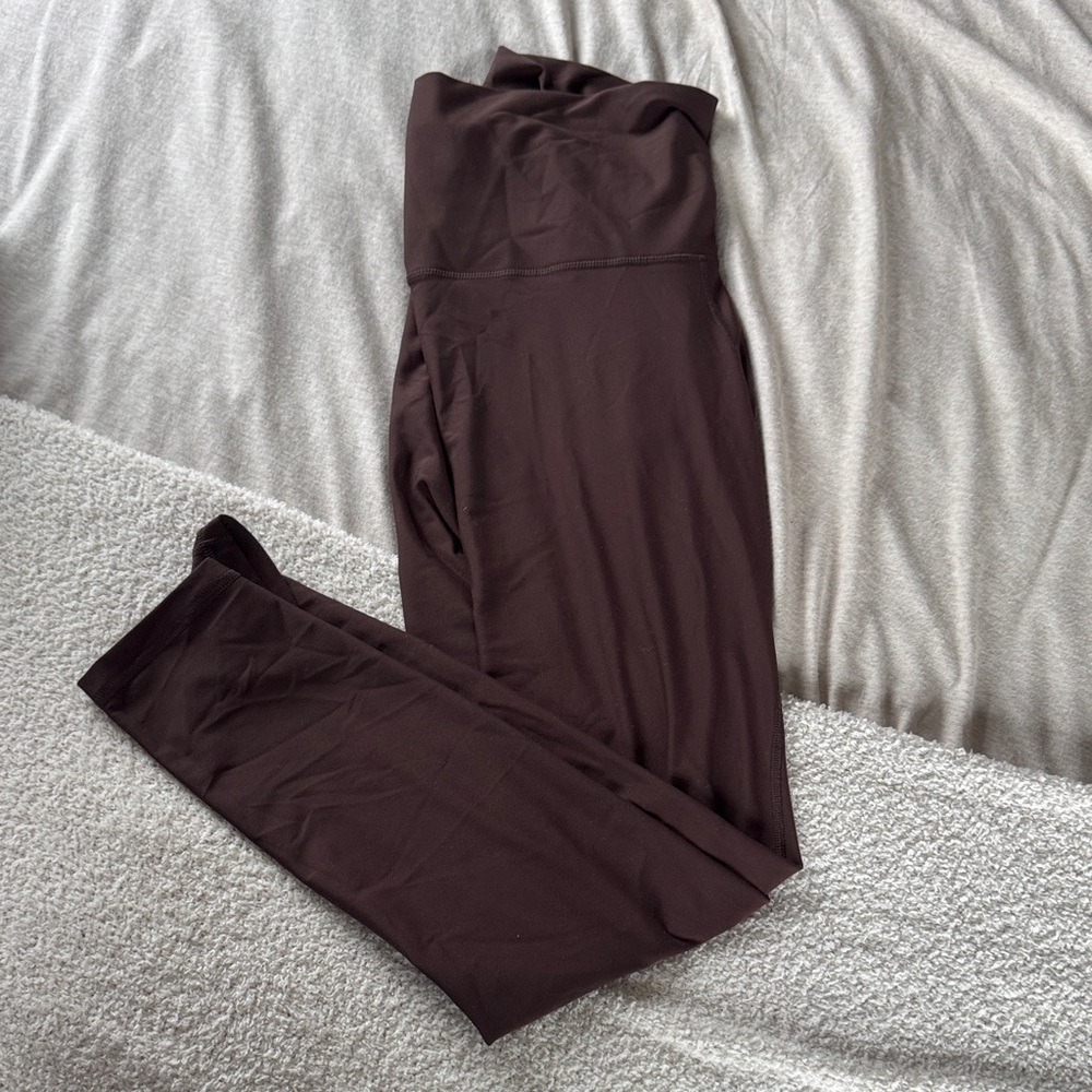 Old Navy Powersoft Extra High-Rise Leggings in Brown